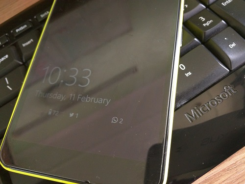 Use Glance Screen on Windows 10 Mobile