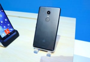 HP-Elite-X3-Hands-On-1464870385-0-0-1024x683-800x553