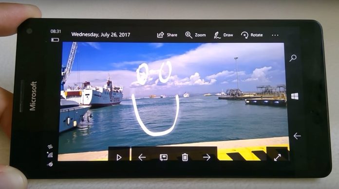 Microsoft Photos app for Windows 10 Mobile