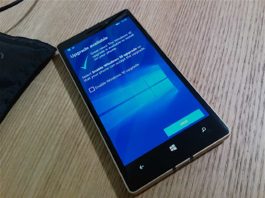 Microsoft is rolling out Windows 10 Mobile Build 15063.1029