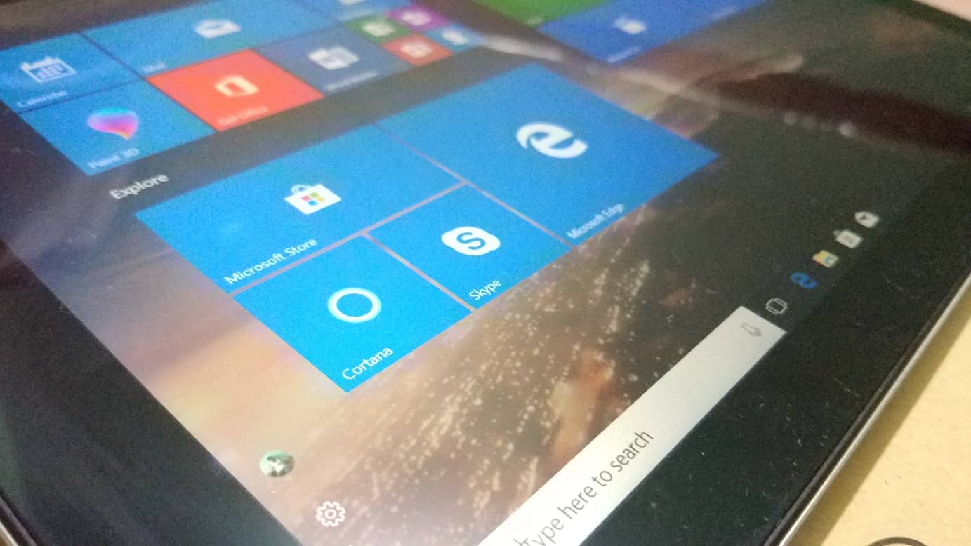Chuwi SurBook Mini front
