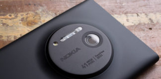 Lumia 1020 camera side