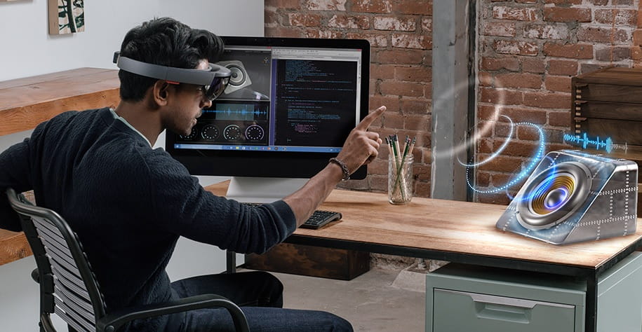 Microsoft HoloLens 2