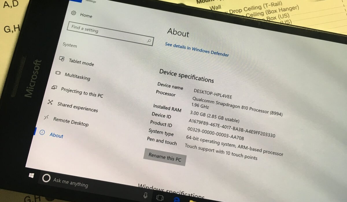 Windows 10 para Lumia 950 XL com processador baseado em ARM de 64-bit.