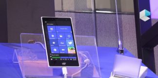 Intel Pocket PC with Windows 10