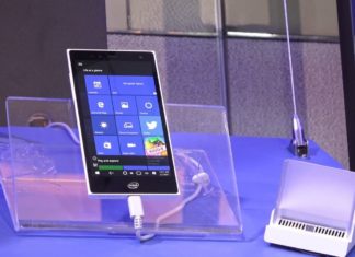 Intel Pocket PC with Windows 10