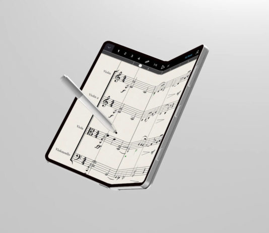 Foldable tablet