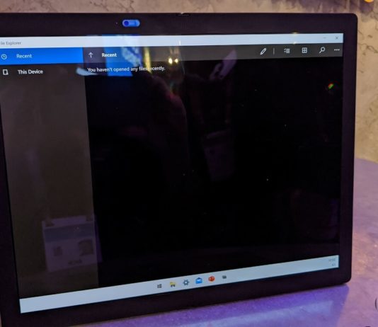Windows 10 X File Explorer