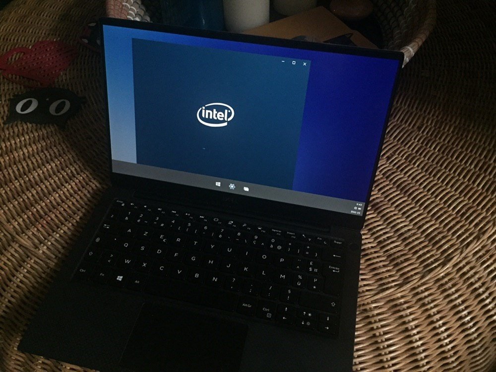 Windows 10X on Dell laptop