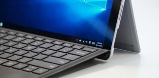 Windows 10 taskbar