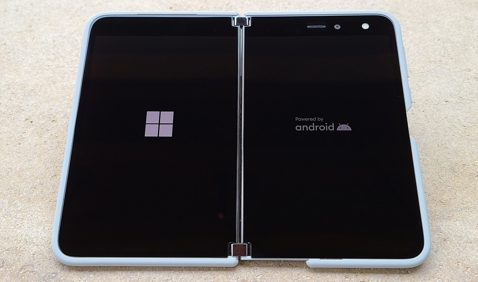 Surface Duo boot screen