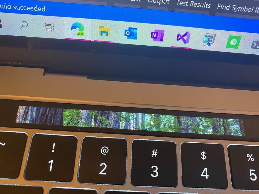 MacBook Pro Touch Bar can be used as a 'monitor' with Windows 10