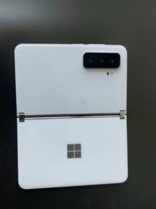 Surface Duo 2 camera