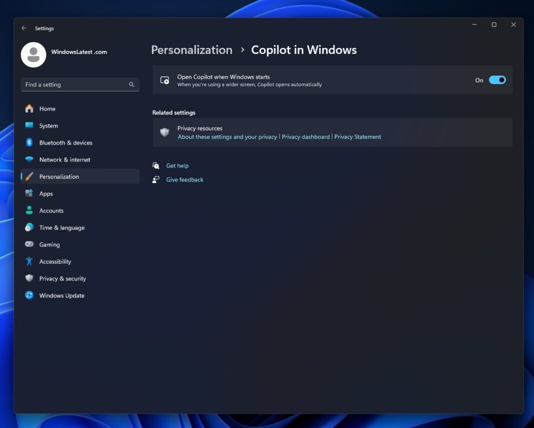 Windows 11 Copilot tests auto start feature, pinning controls and adaptive interface
