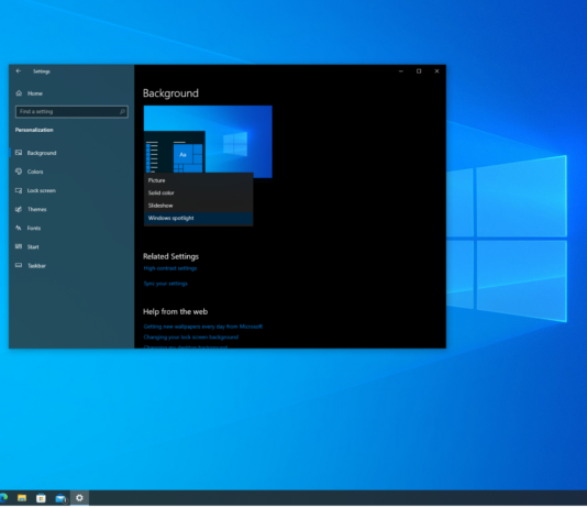 Microsoft brings Windows 11 Spotlight to Windows 10