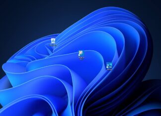 Windows 11 desktop shortcuts blue background square box