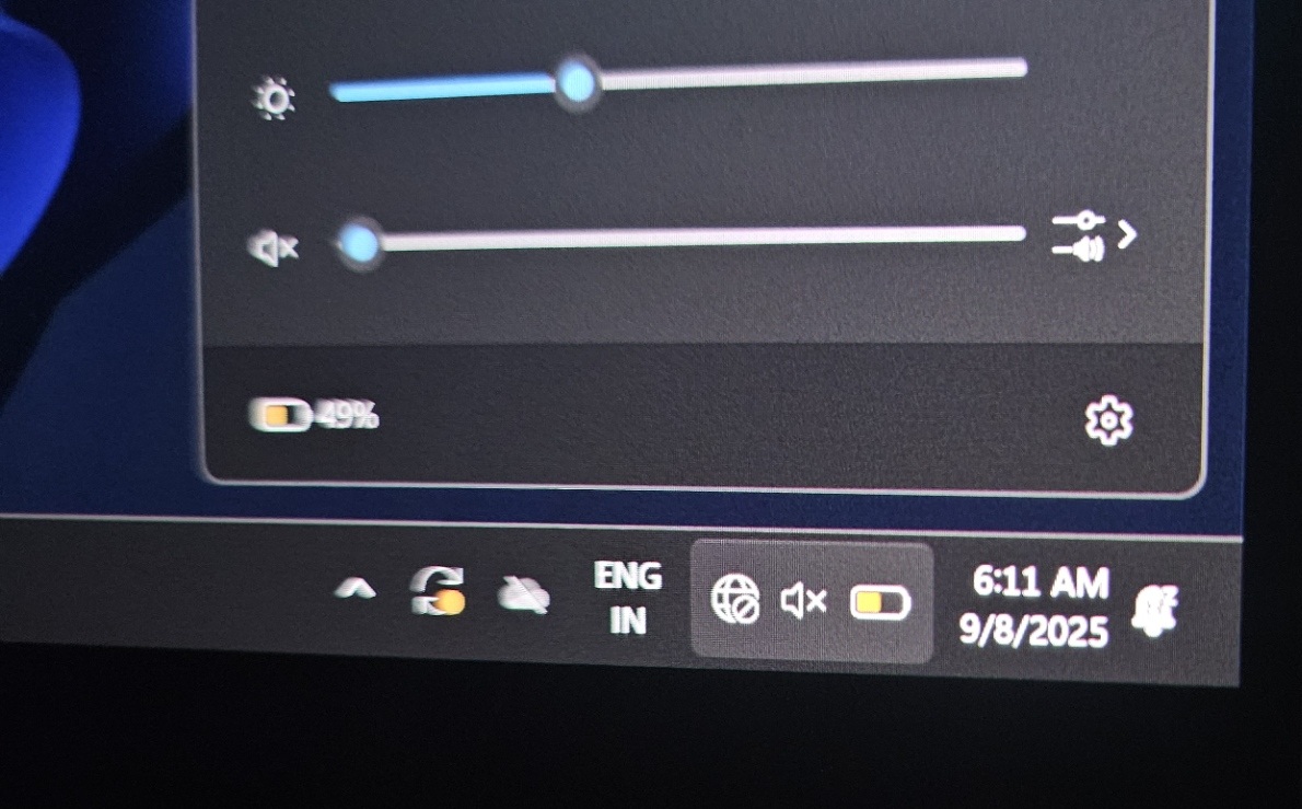Windows 11 colourful battery icon