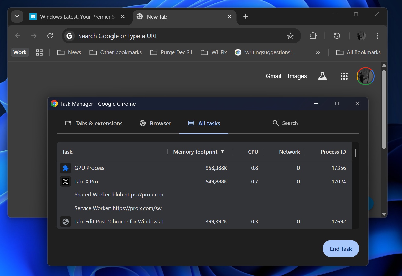 Chrome title bar with Mica material