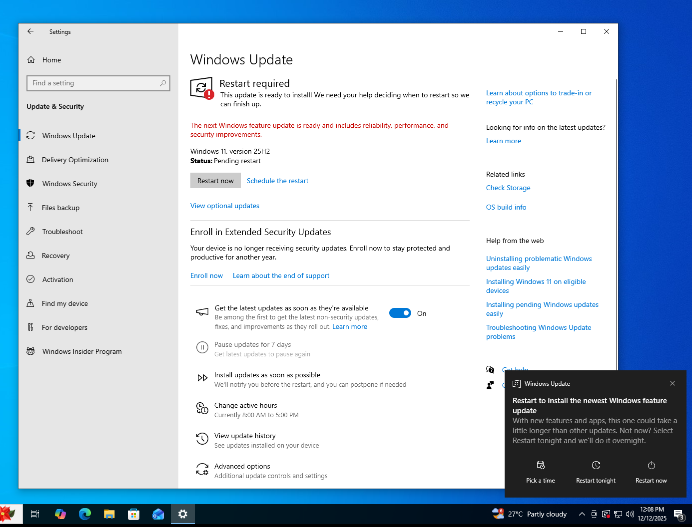Windows 11 25H2 update finished downloading on Windows 10 PC