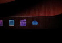 Microsoft says Windows 11 is getting a Windows 10-like compact taskbar, not just a movable taskbar