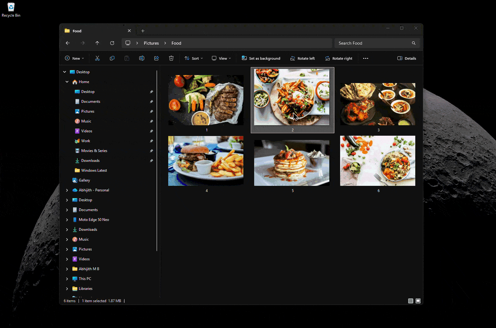 File Explorer Properties Dialog box doesn't have a dark mode
