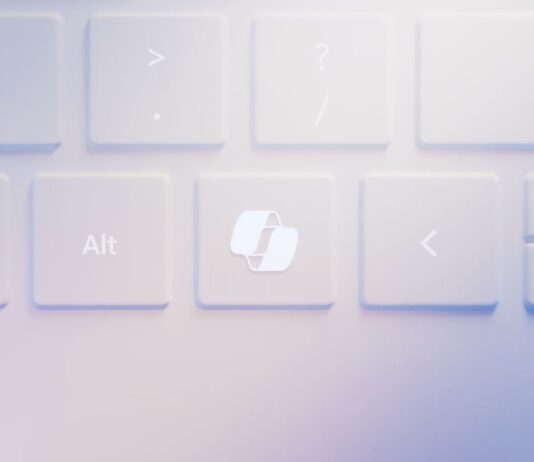 Slapping Windows 11 PCs with a Copilot key was a terrible idea, and it’s already outdated as Microsoft just released a new icon