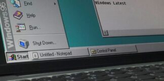 Joe Belfiore says the NeXT Dock is not where the Windows 95 taskbar came from