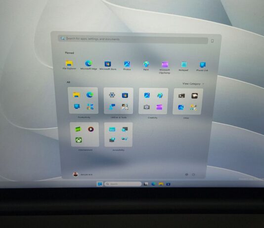 Microsoft confirms Windows 11 won't get Liquid Glass-style transparency yet