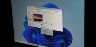 Microsoft's new customizable context menu fixes the clutter it once blamed on Windows 10.