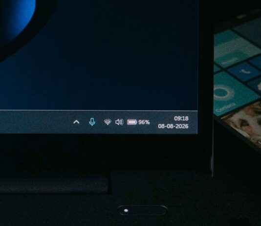Windows 11's new adaptive hibernate policy fixes Modern Standby's battery drain