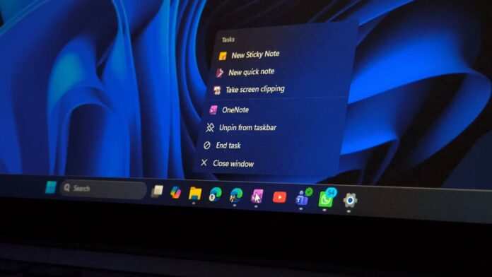 End task button on the taskbar is the easiest way to close a frozen app End task button on the taskbar is the easiest way to close a frozen app