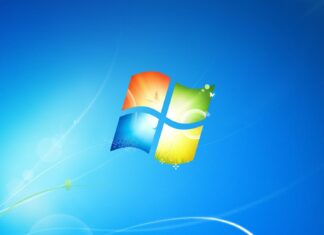 Why a solid color wallpaper triggered a 30-second logon delay in Windows 7.