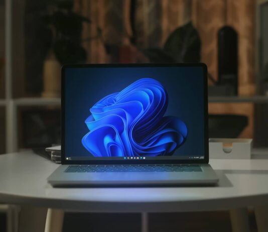 Windows 11 26H2 is now rolling to everyone, how to get it right now, and is it even worth installing? Windows 11 26H2 released