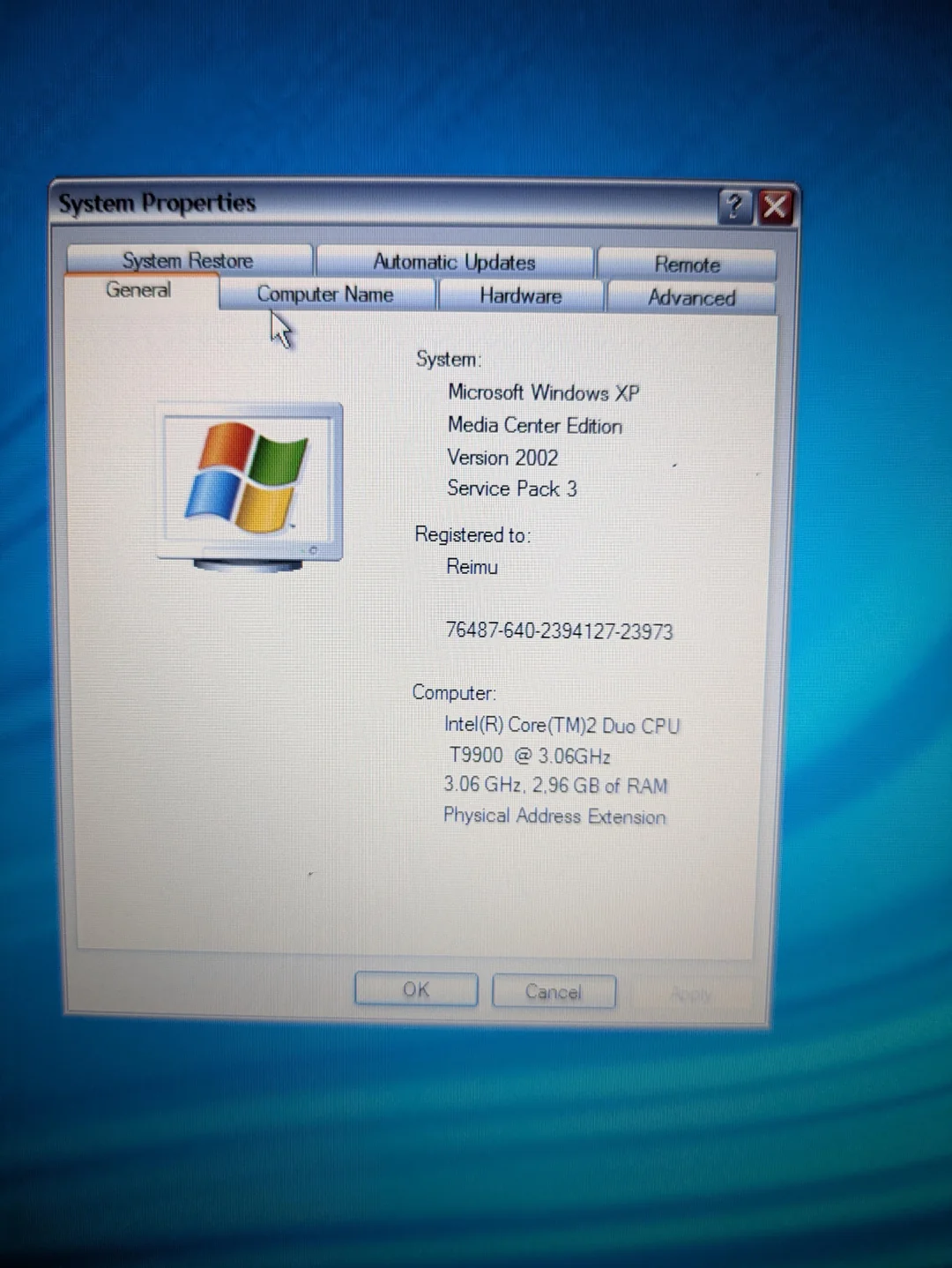 Windows XP with PAE enabled