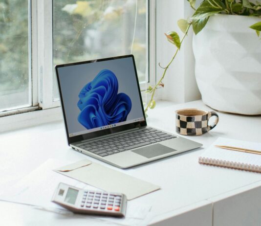 Microsoft is quietly testing another Recall for Windows 11, but this one doesn’t record your screen Microsoft is testing Project Pantheon, an AI memory app for Windows 11 that works with Claude