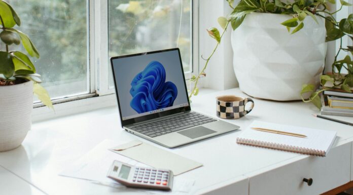 Microsoft is quietly testing another Recall for Windows 11, but this one doesn’t record your screen Microsoft is testing Project Pantheon, an AI memory app for Windows 11 that works with Claude