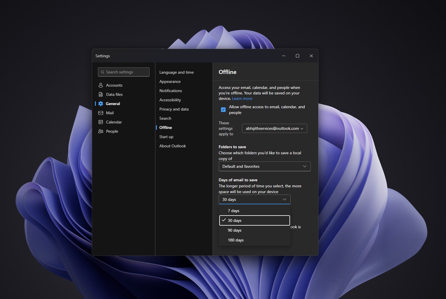 New Outlook saves 30 days of email offline by default