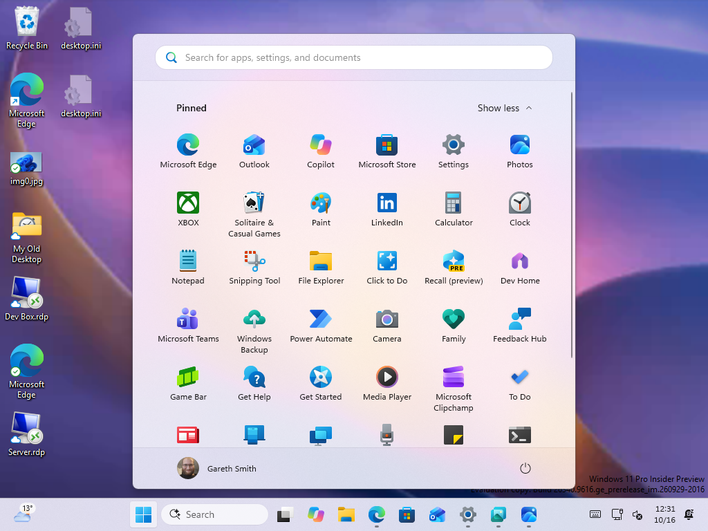 The new Photos app takes the old Photos pin in the Start menu.