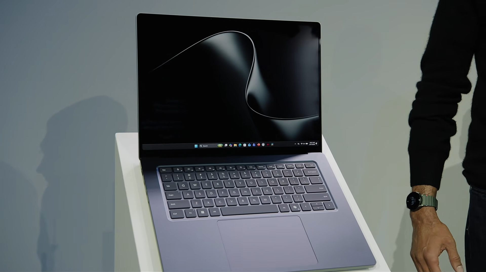 Surface Laptop Ultra in nightfall
